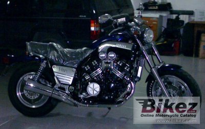 1995 Yamaha VMX 1200 V-Max photo